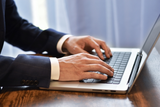 アクル整骨院 | 猫背 - 24641739_s